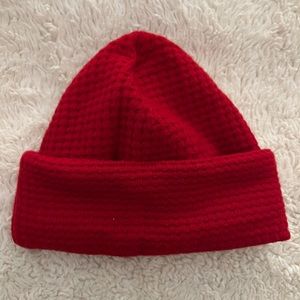 Everlane Belgian-Waffle Wool Beanie in Haute Red